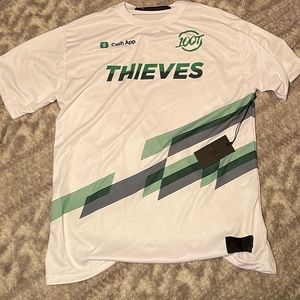 100 Thieves x CashApp jersey. Mens XL. NWT ACCEPTING TO ALL OFFERS ❤️